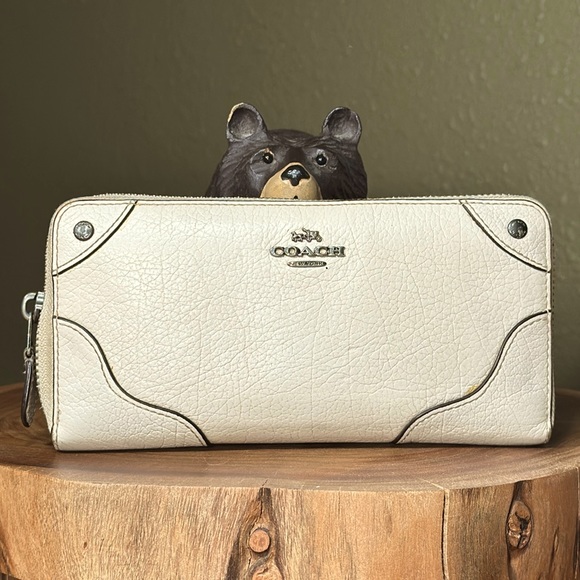 COACH Mickie Accordion Wallet in Grain Leather - Picture 1 of 16